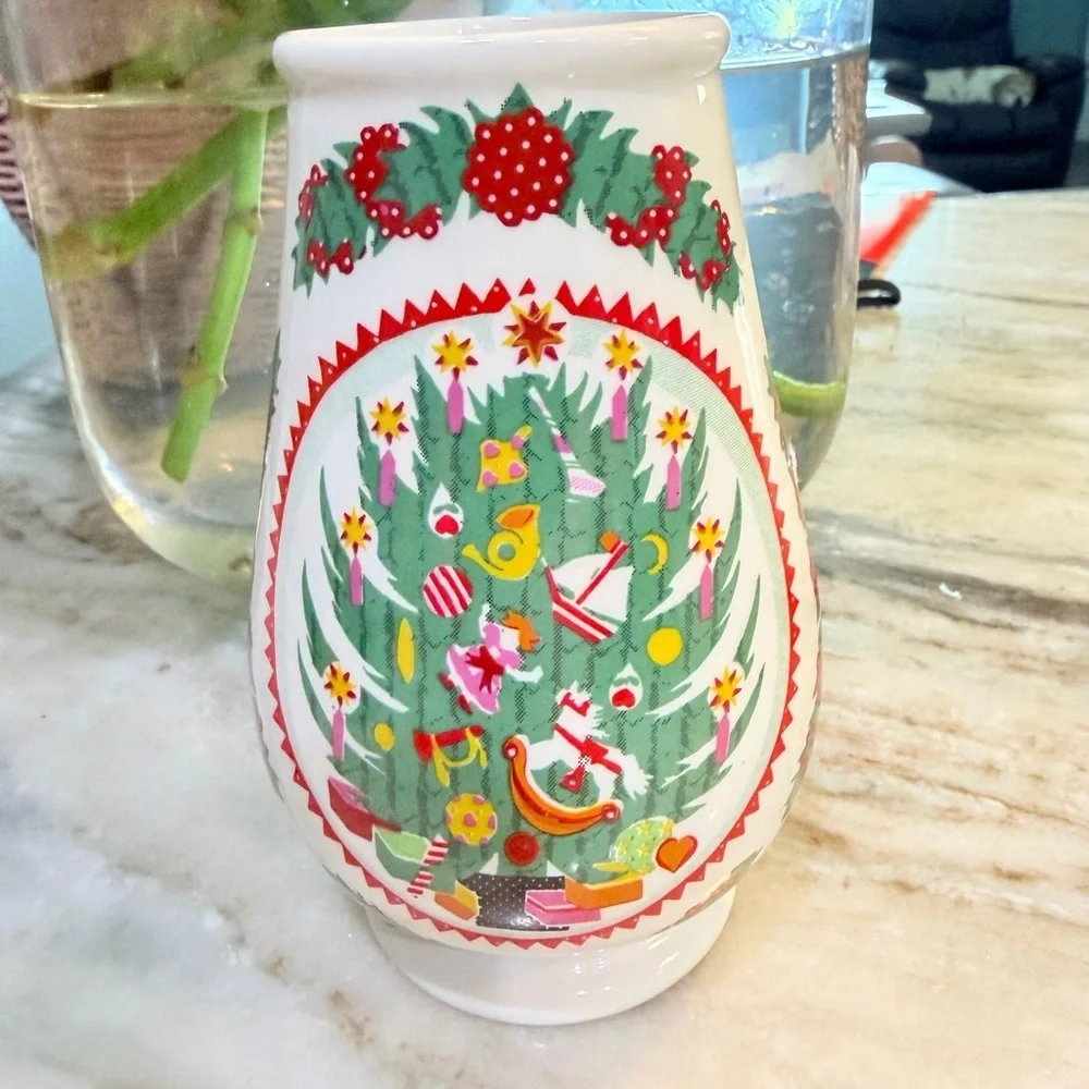 Vintage 1983 Portmeirion Spirit Of Christmas Vase By Susan Williams-Ellis